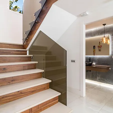 Holiday home Nottingham - Private Getaway Marbella
