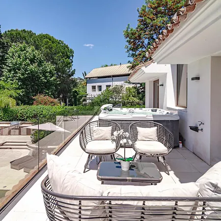 Nottingham - Private Getaway Holiday home